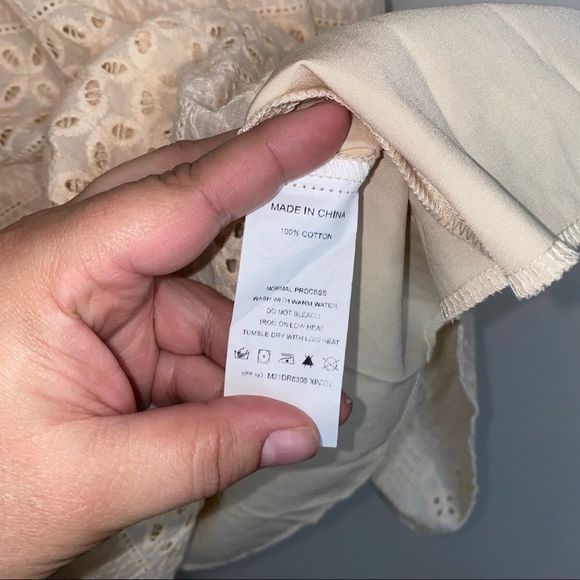 NWT Simplee - Eyelet Lace Sleeveless A-Line Dress Large - Picture 3 of 3